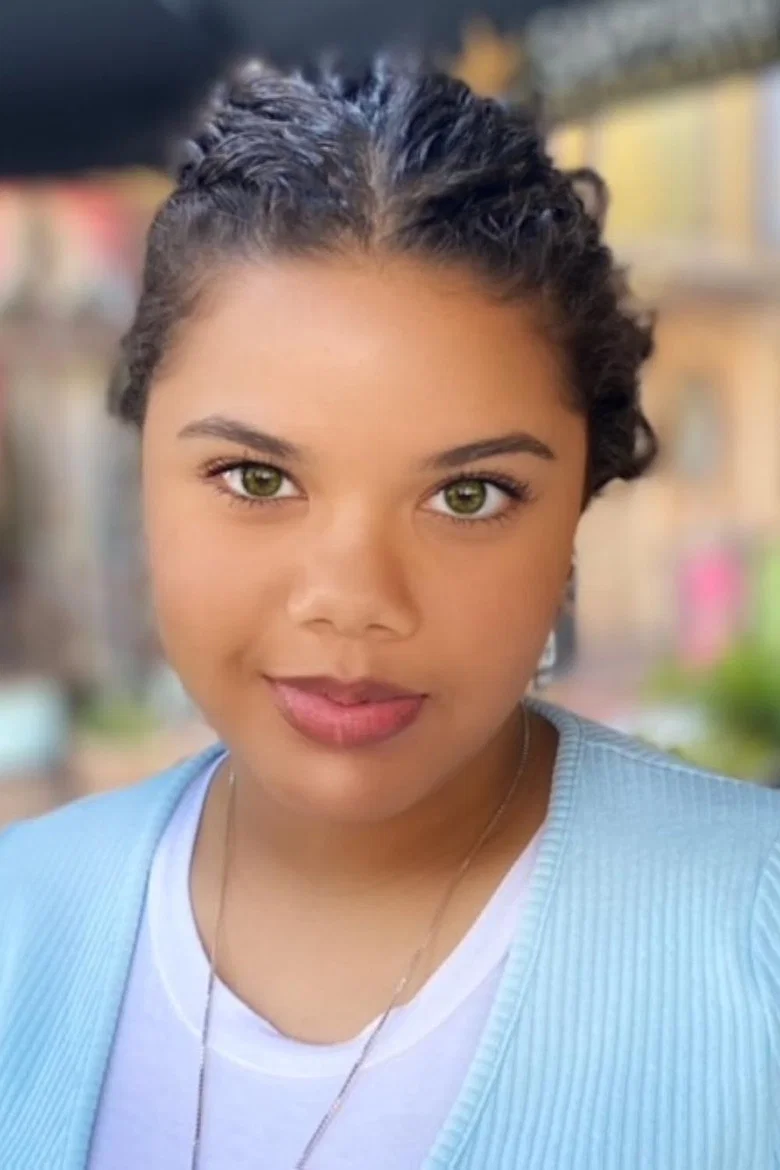 Actor Alison Fernández