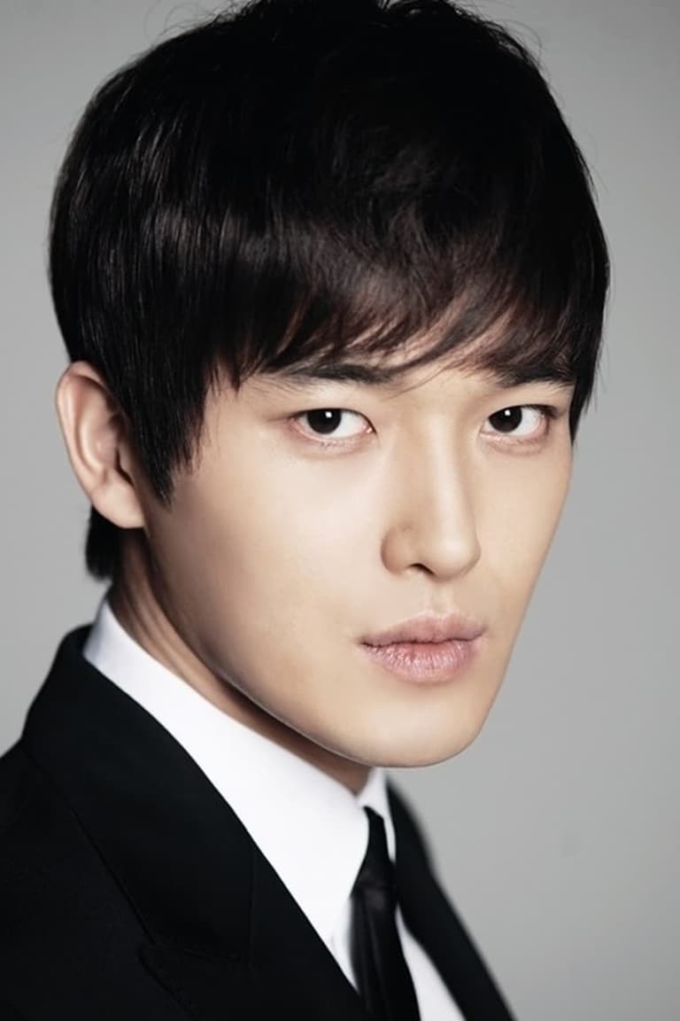 Actor Kwak Hee-Sung