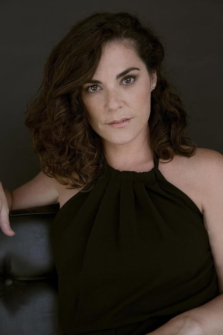 Actor Esther Noya