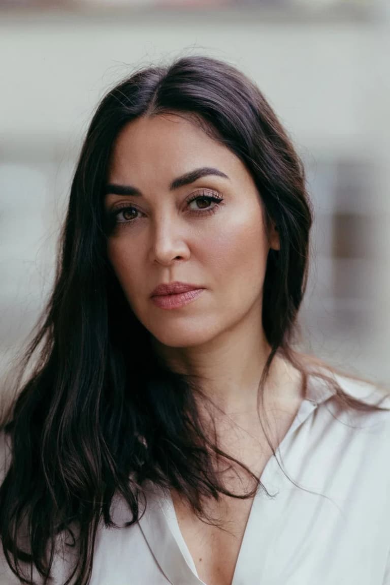 Actor Mona Pirzad