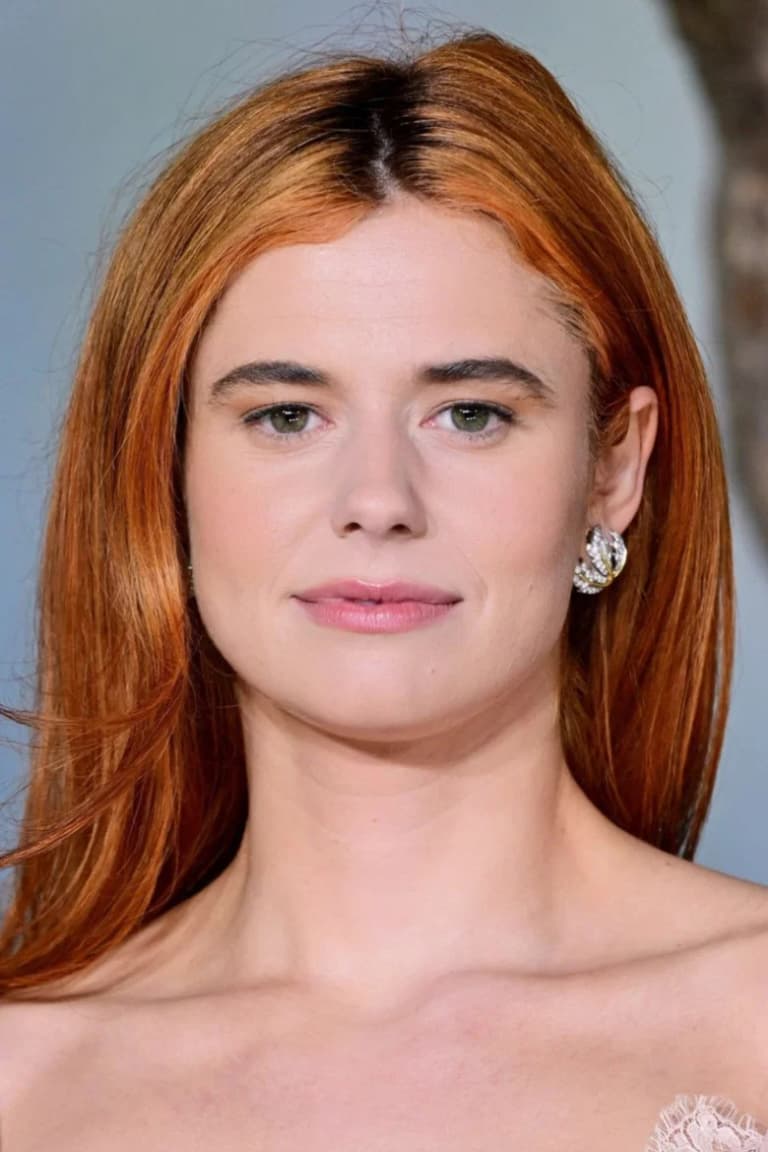 Actor Alison Oliver