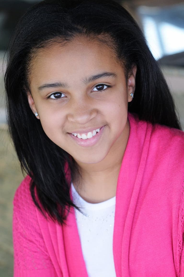 Actor Elizabeth Dampier