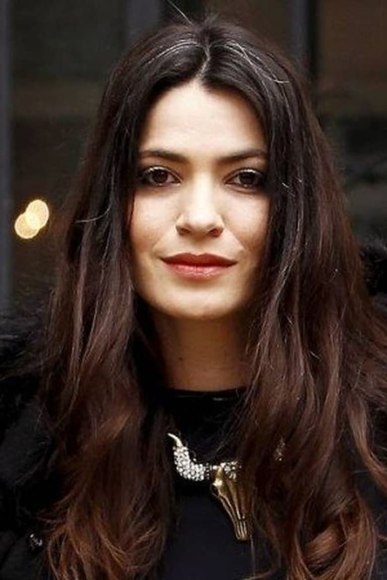 Actor Maria Manoella