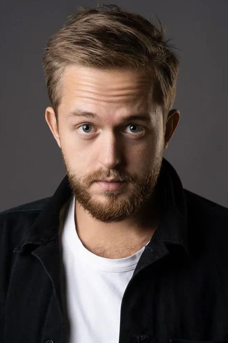 Actor Евгений Чумак