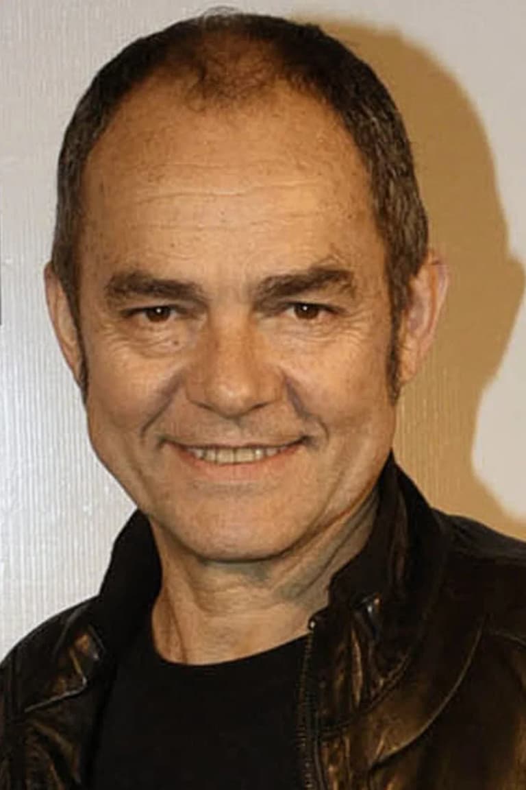 Actor Carlos Santamaría