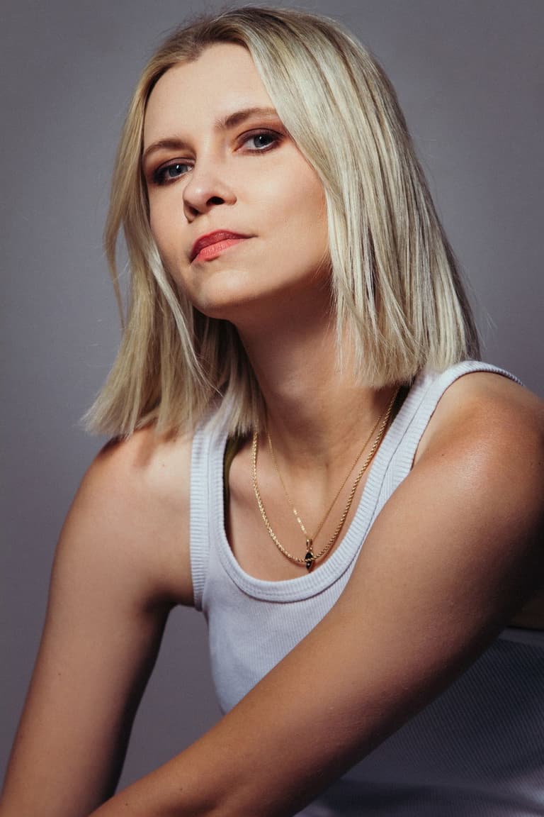 Actor Mo Welch