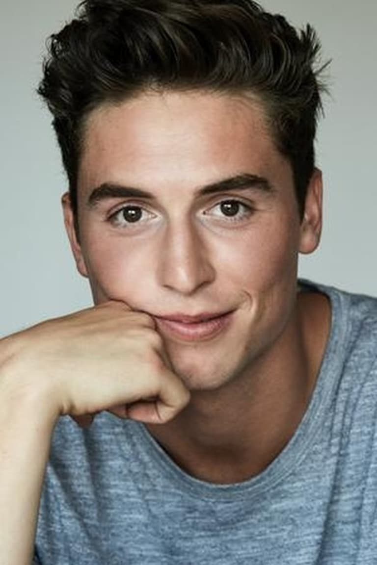 Actor Benito Skinner