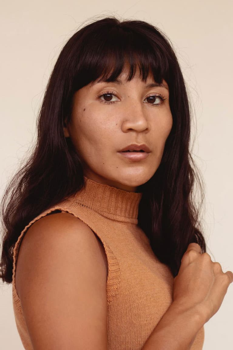 Actor Isabela Catão