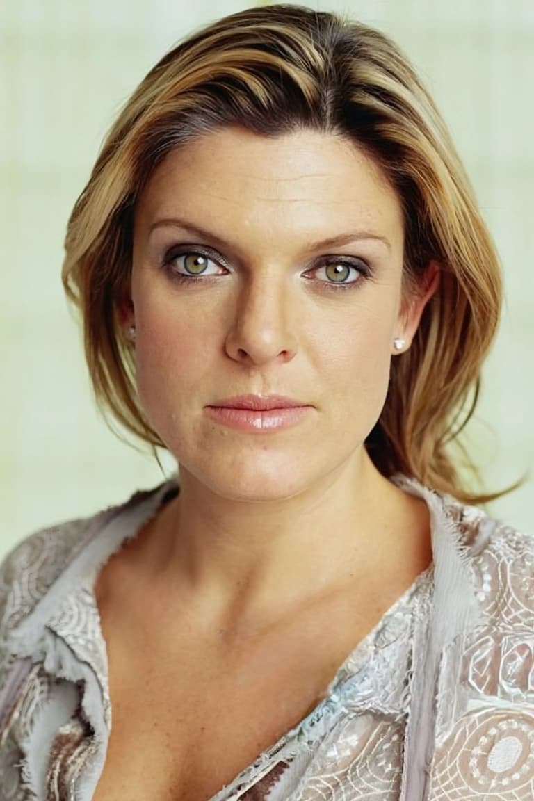 Actor Molly Price