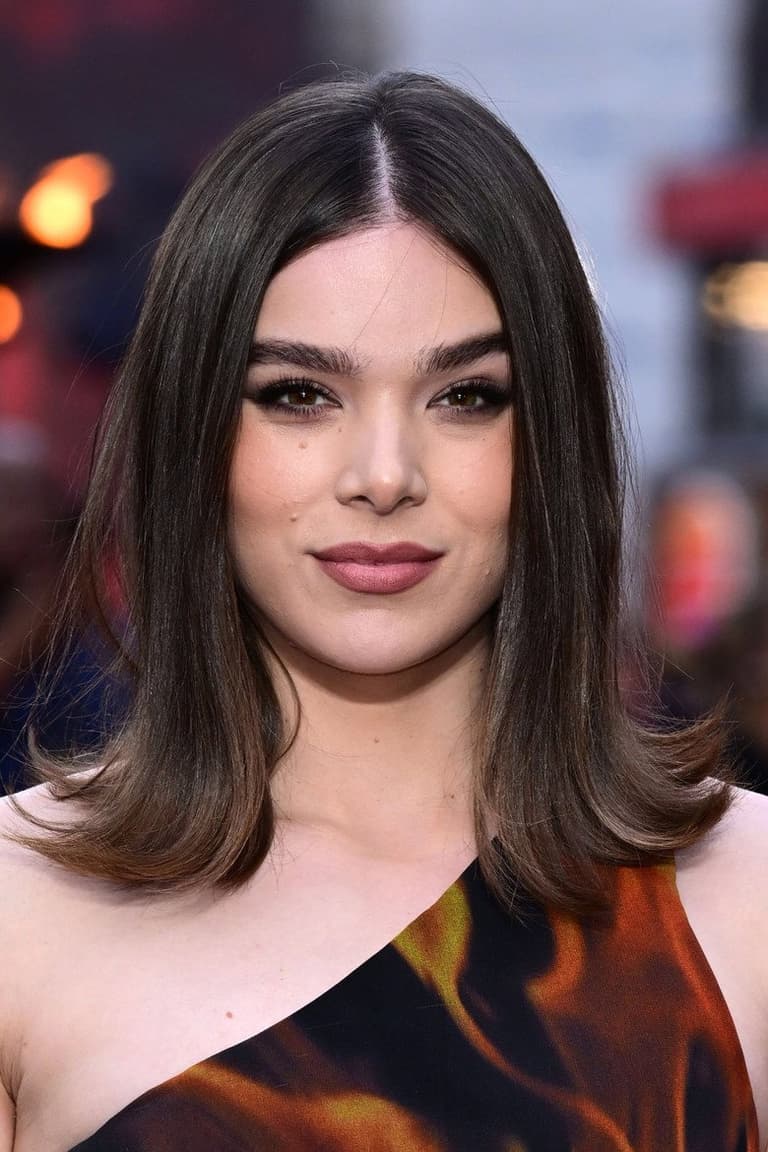 Actor Hailee Steinfeld