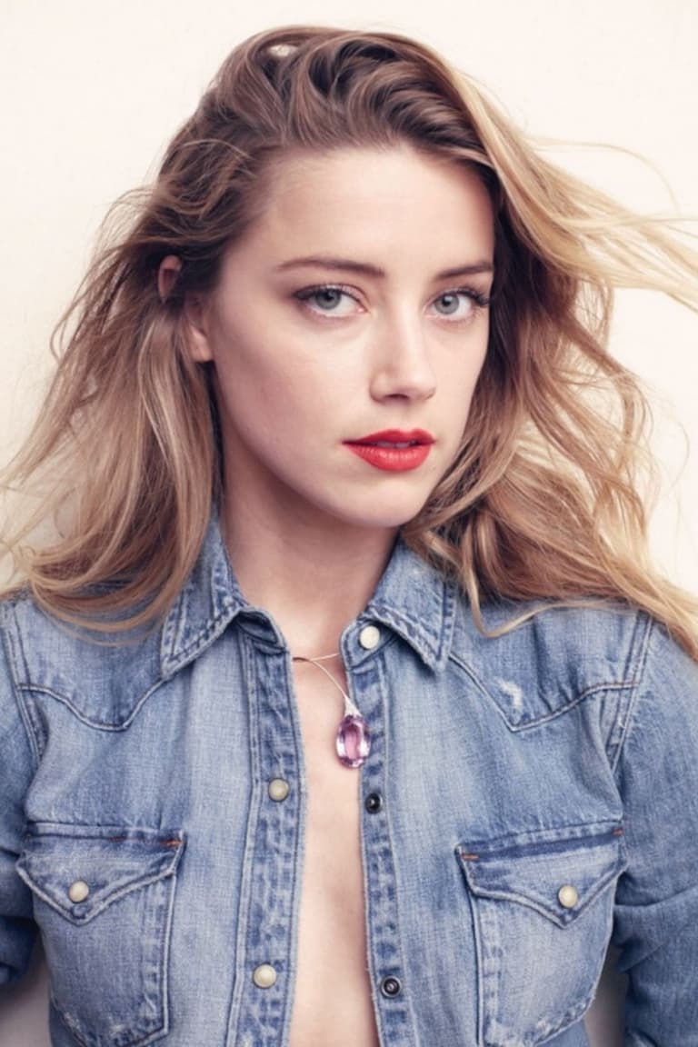 Actor Amber Heard