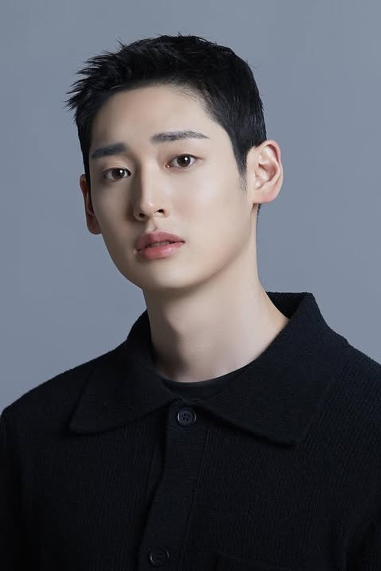 Actor Lee Kwang-hee