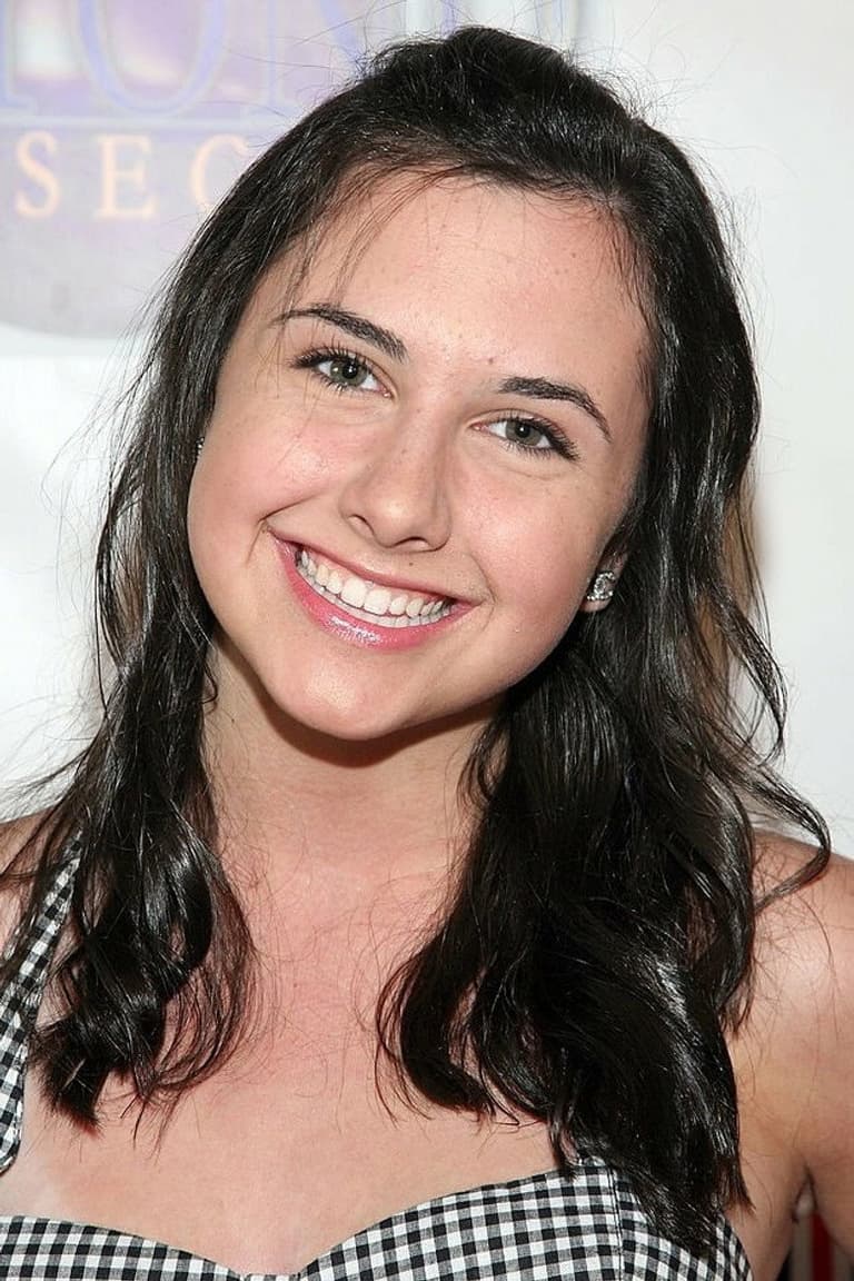 Actor Hailey Anne Nelson