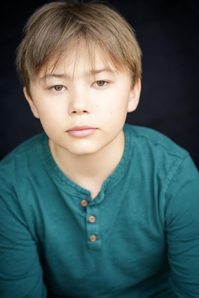 Actor Chase Petriw