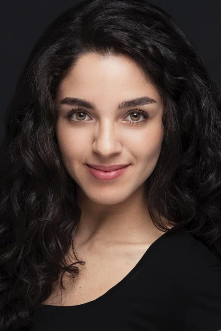 Actor Begüm Akkaya