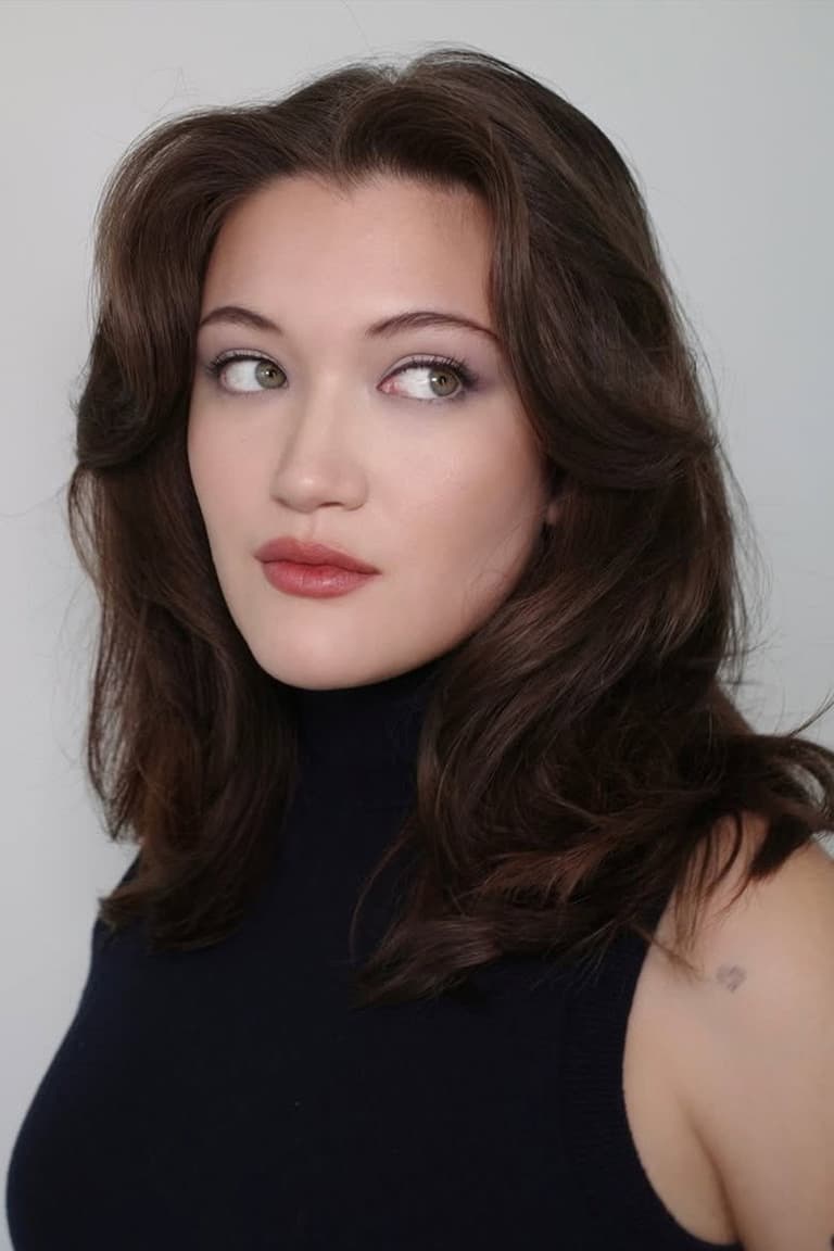 Actor Isa Briones