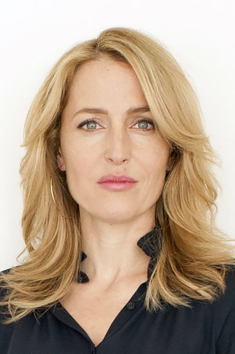 Actor Gillian Anderson