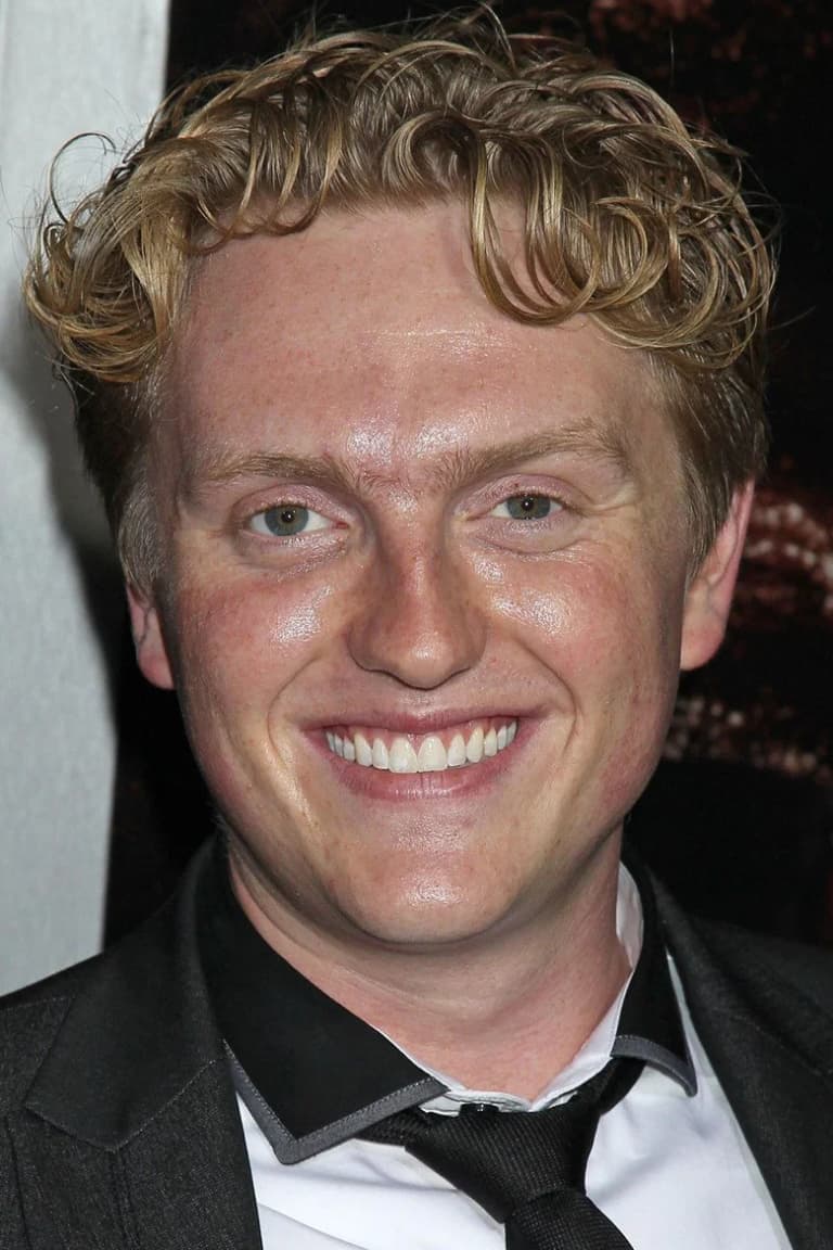 Actor Max Topplin