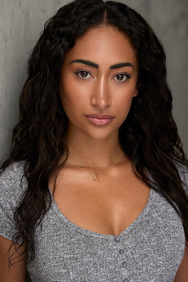 Actor Ella Lucas