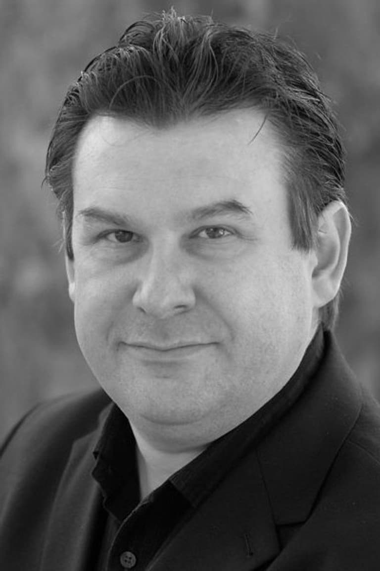 Actor Paul Putner