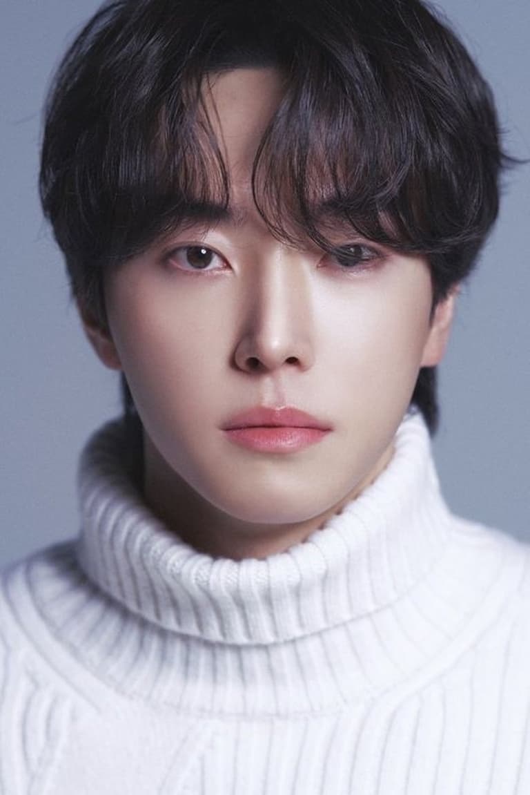 Actor Lee Tae-hee