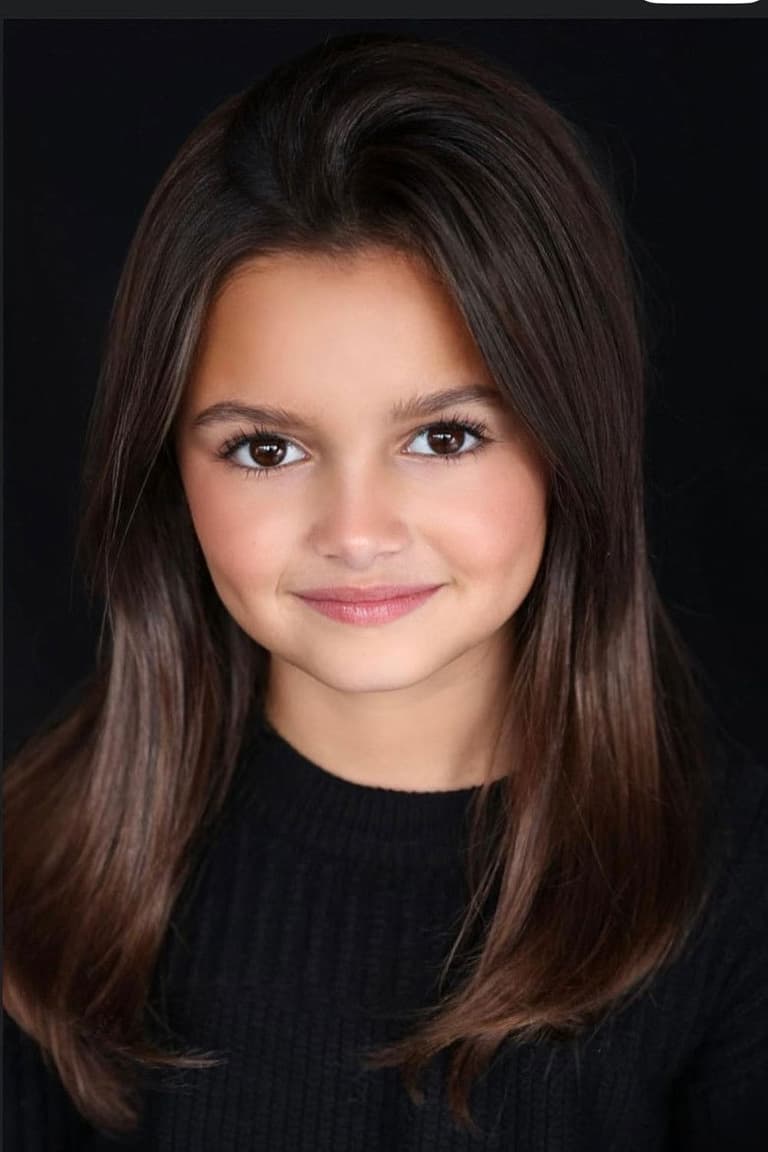 Actor Scarlett Spears