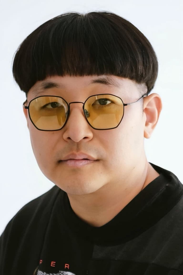 Actor Rek Lee
