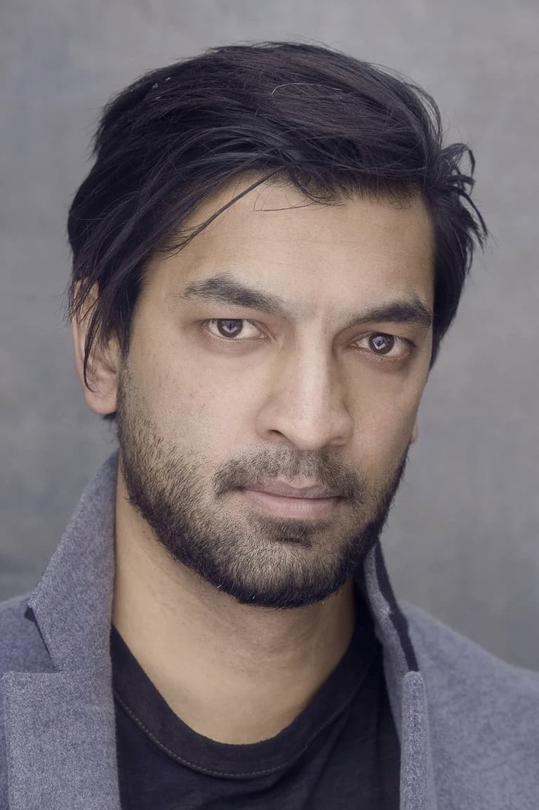 Actor Noor Dillan-Night