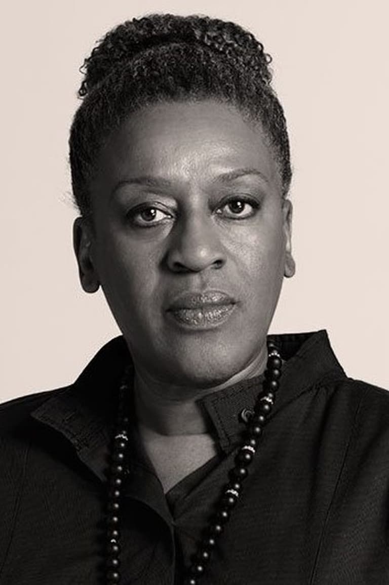 Actor CCH Pounder