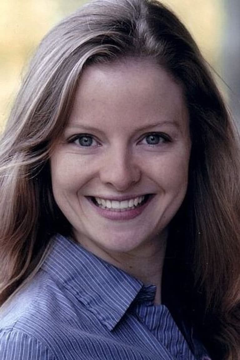Actor Anna Cummer