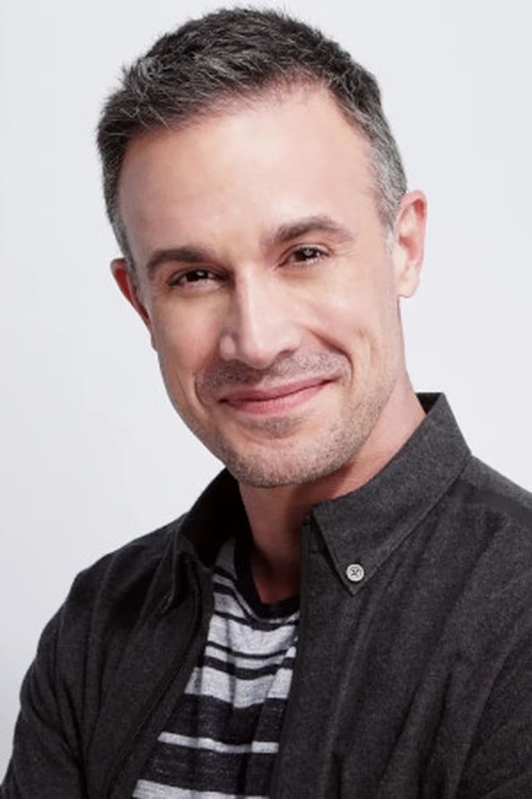 Actor Freddie Prinze Jr.