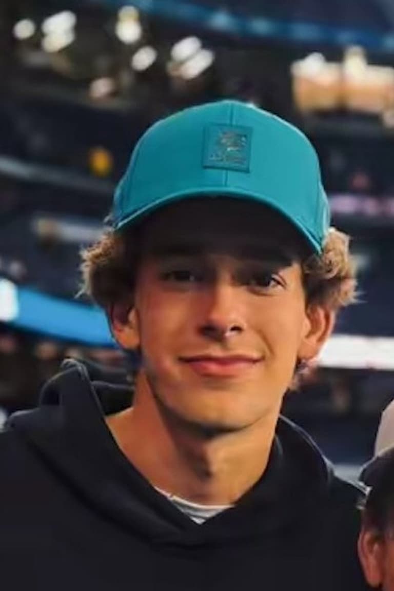 Actor Daniel Korenfeld
