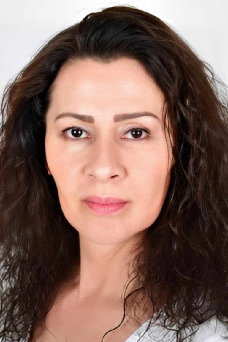 Actor Gonca Cilasun