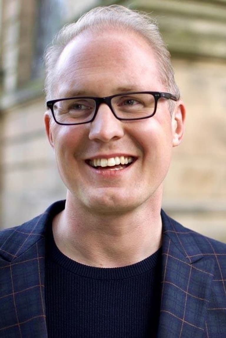 Actor Marc Silk