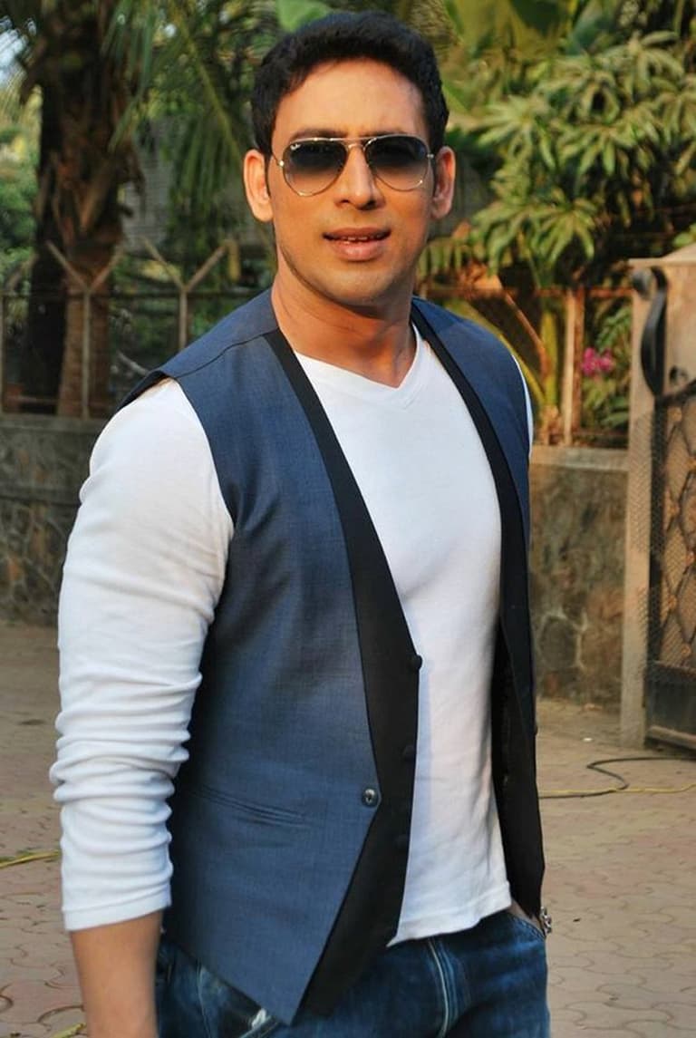 Actor Hrishikesh Pandey