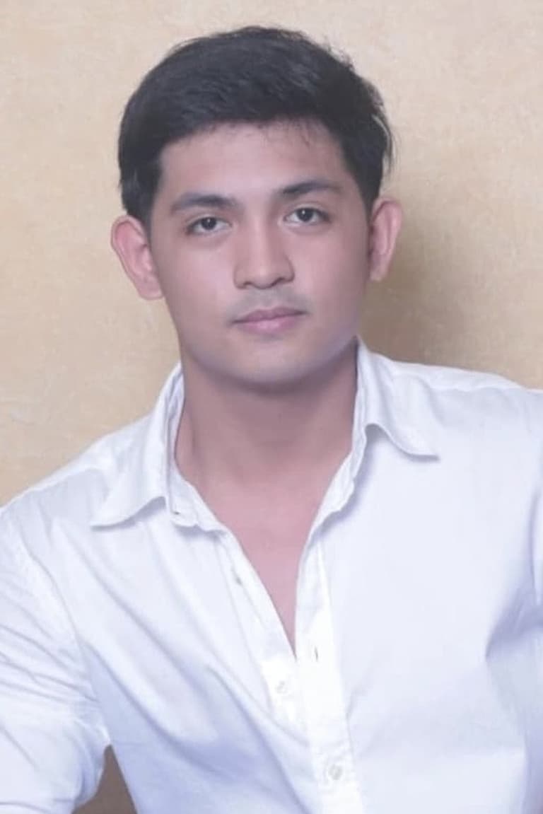 Actor Marco Mora