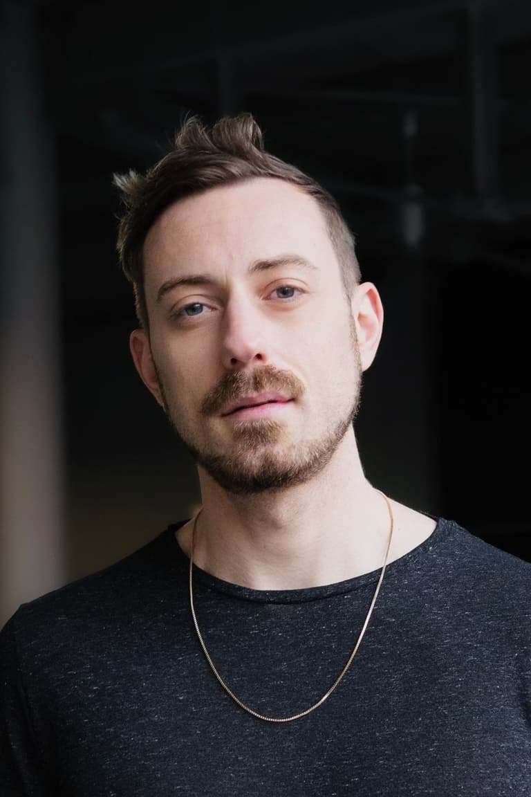 Actor Alex Lee