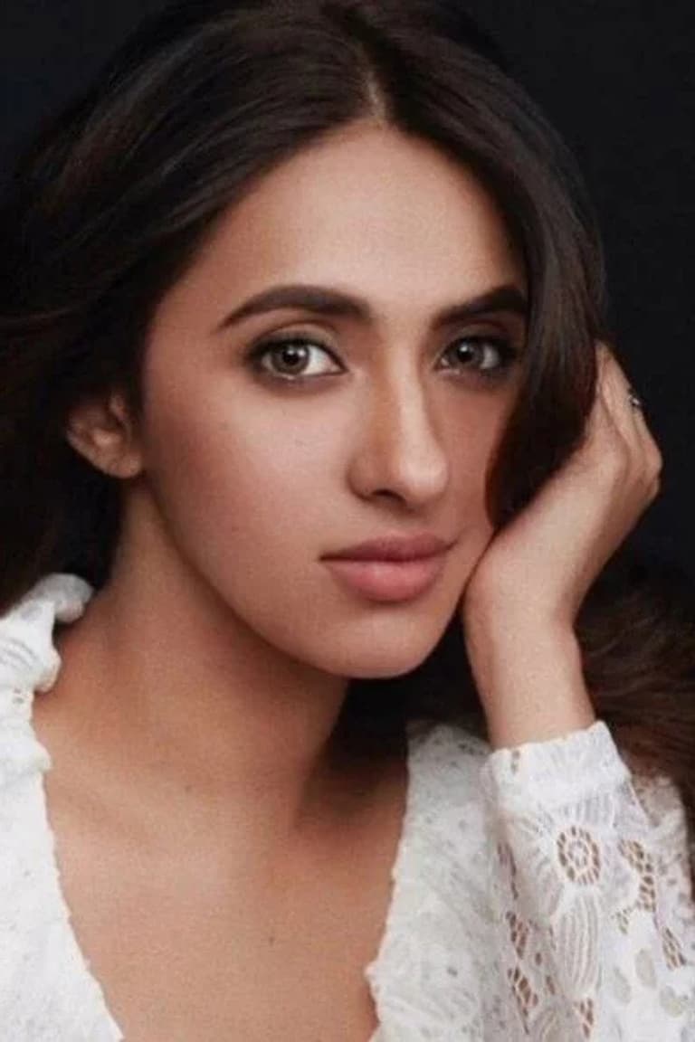 Actor Akansha Ranjan Kapoor