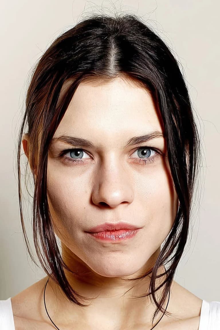 Actor Ana Ularu