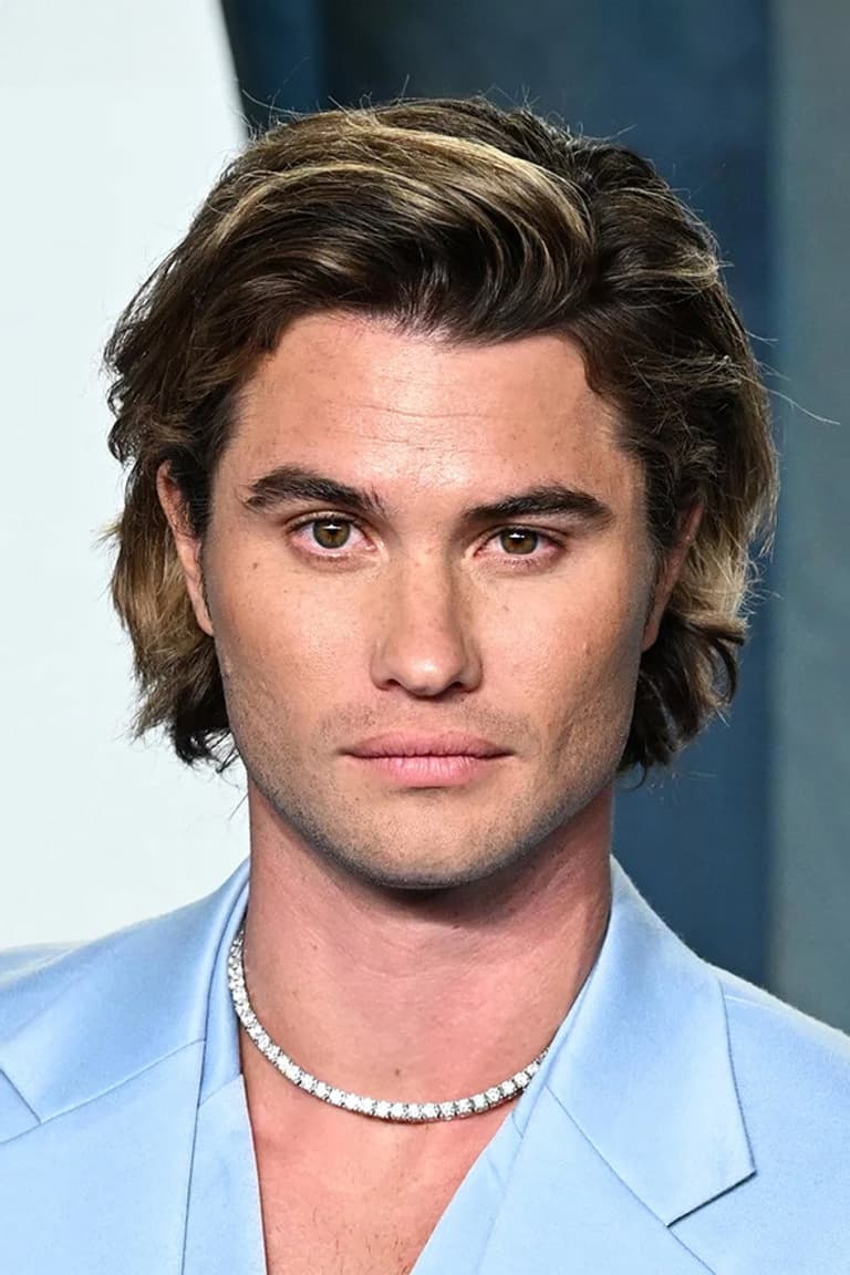 Actor Chase Stokes