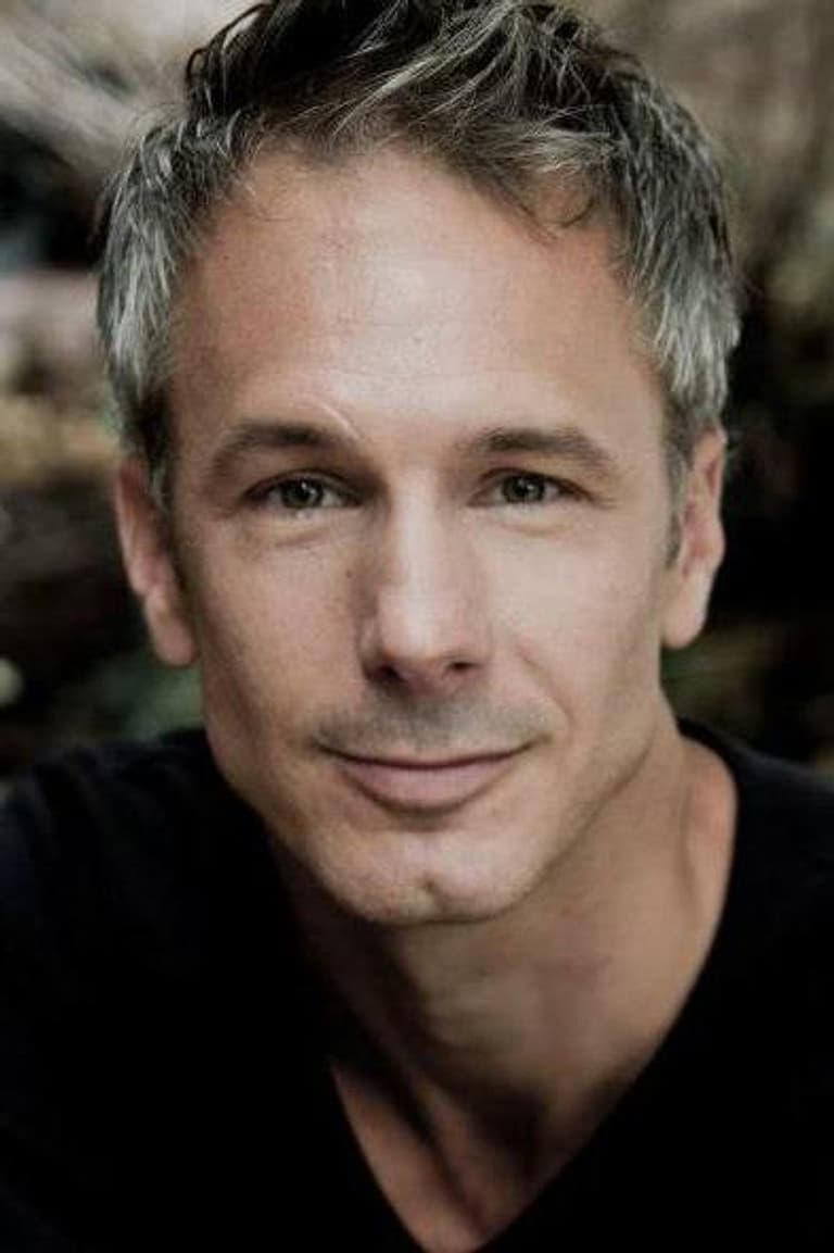 Actor Істан Розумний