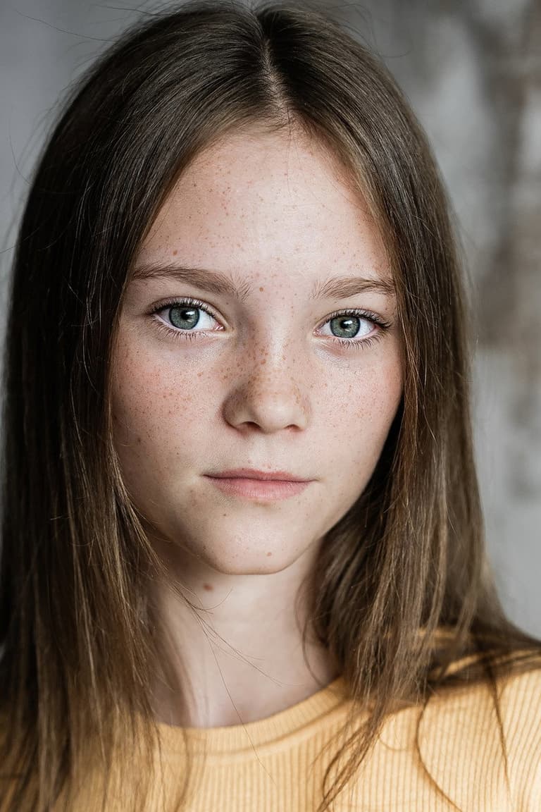 Actor Mae Higgins
