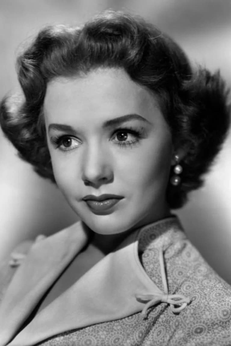 Actor Piper Laurie