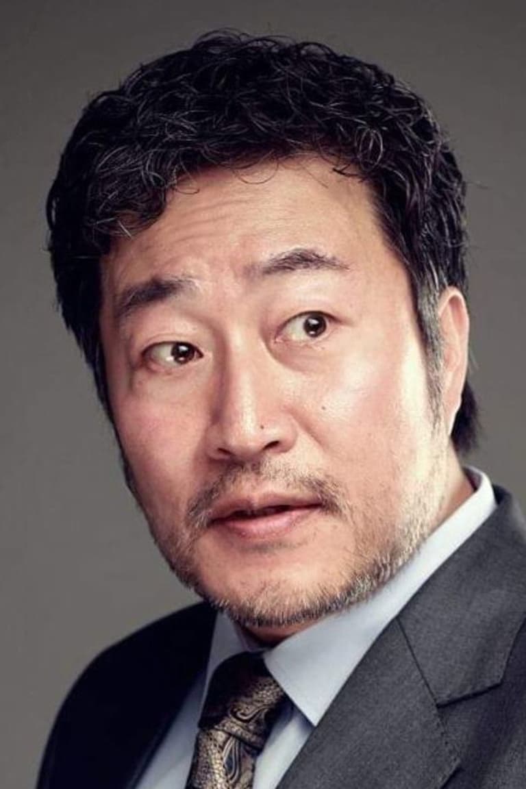 Actor Min Eung-sik