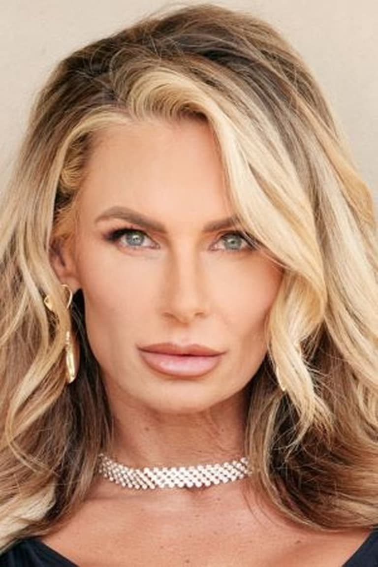 Actor Phoenix Marie