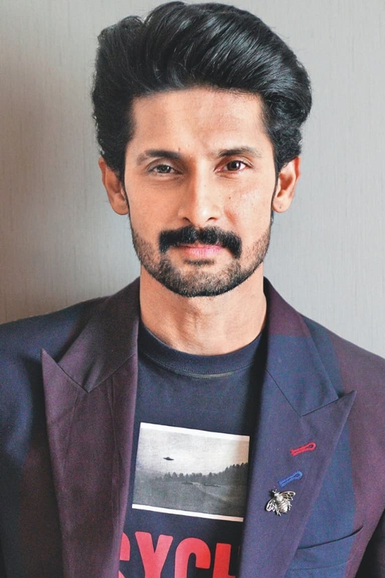 Actor Ravi Dubey