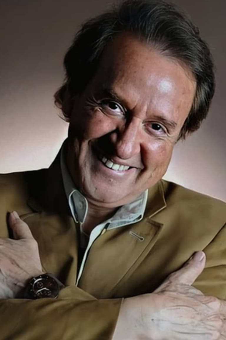 Actor Carlos Villagrán