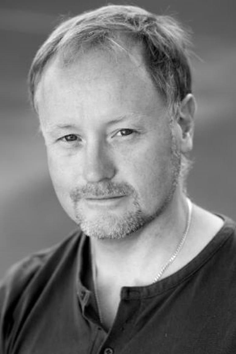 Actor Peter Dillon
