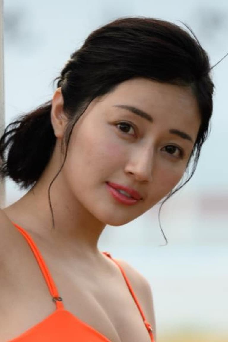 Actor Manami Shindo