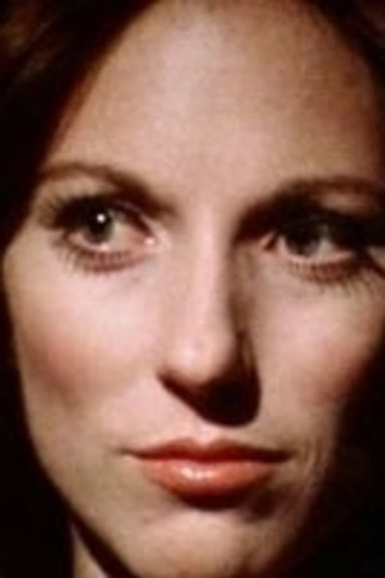 Actor Maria Arnold